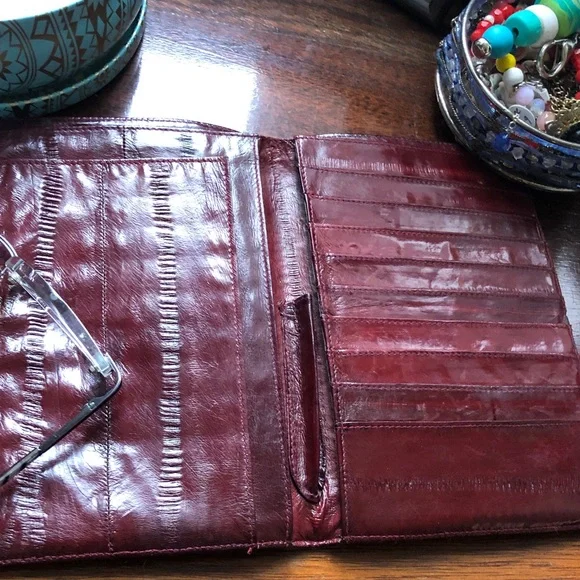 EEL Wallet - Picture 2 of 6
